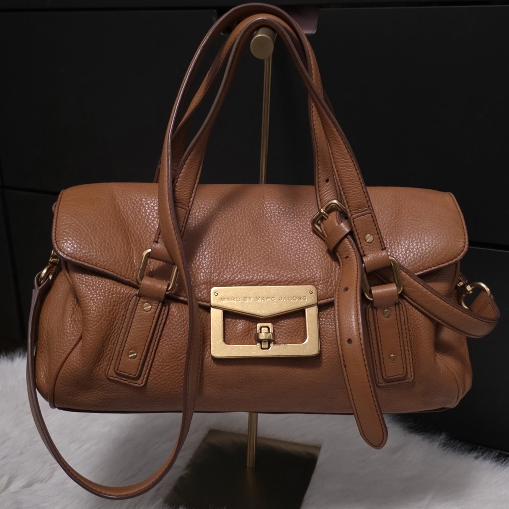Marc Jacobs Brown Pebble Leather Sling Bag - Authentic Preloved